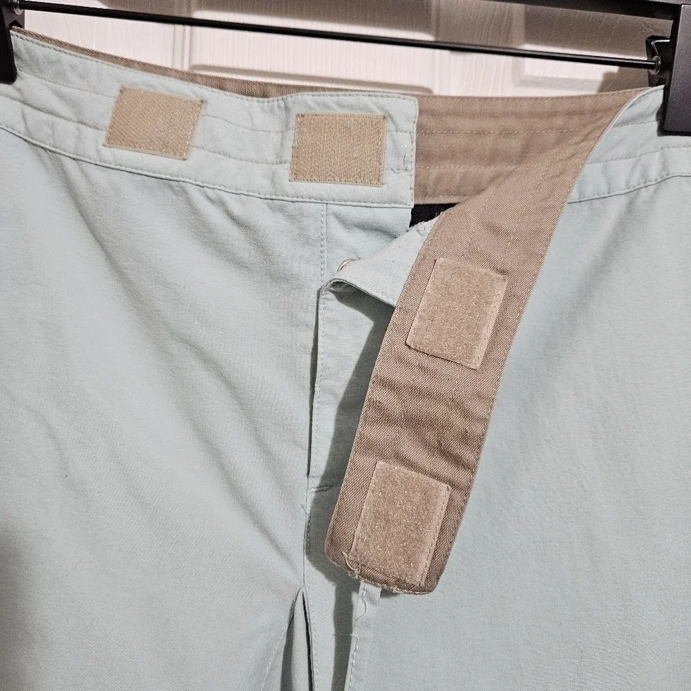 Athleta Mint Green Capris Size S